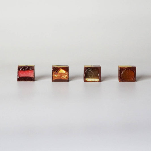 どんな情景を想像する？感性で味わう「ボンボンショコラ キューブ -花鳥風月-」